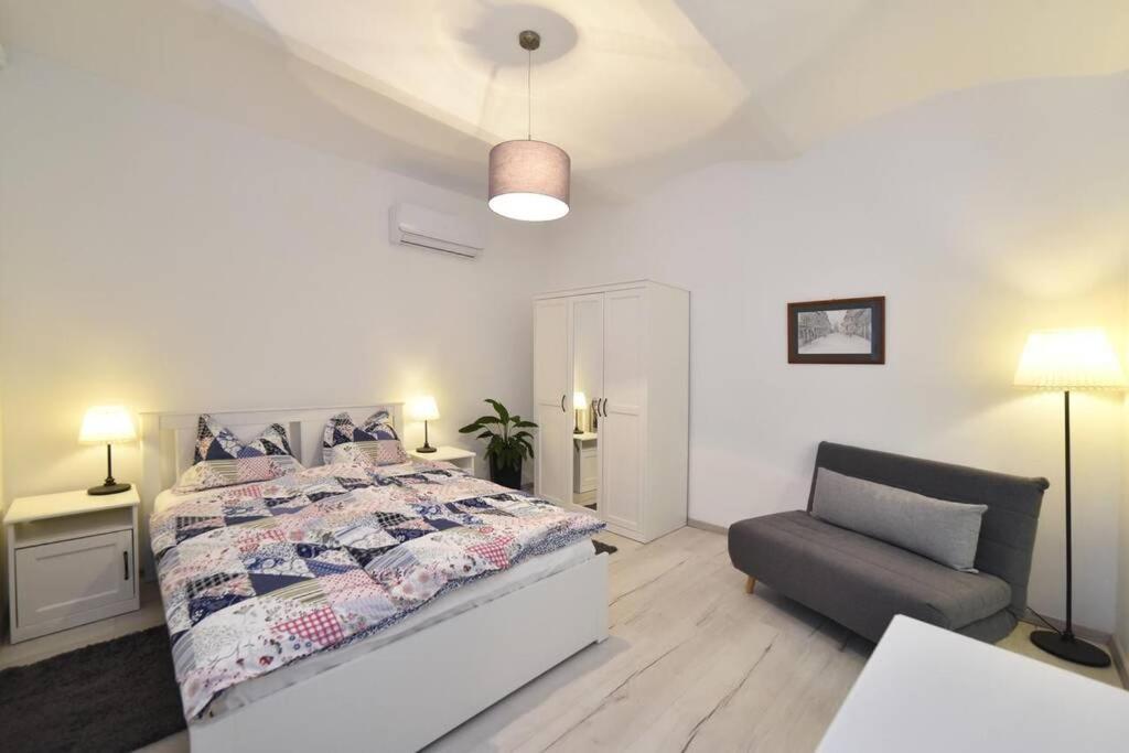 Appartement Petit Main Square *